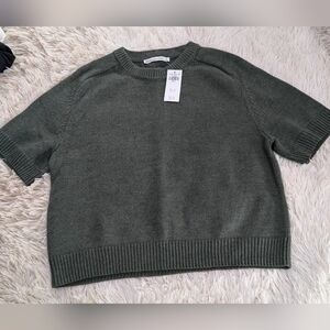 A&F short sleeve sweater